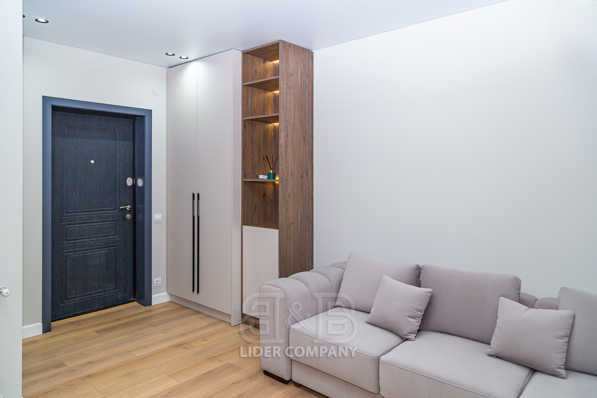 Apartament cu 3 camere de vânzare – sectorul Buiucani, Complexul ExFactor