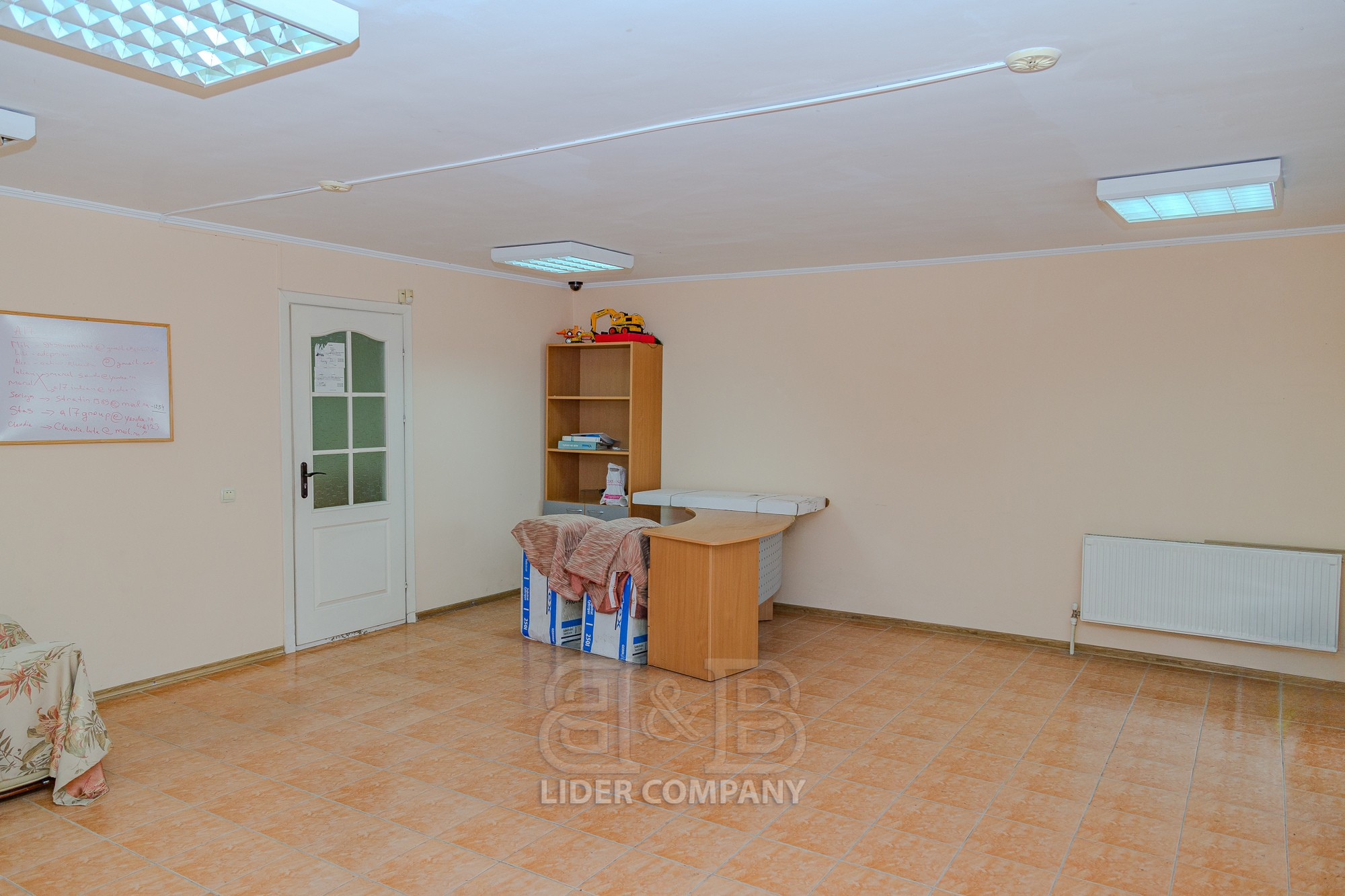 Spațiu comercial de închiriat – Bulevardul Dimitrie Cantemir 5/5, Chișinău, Centru