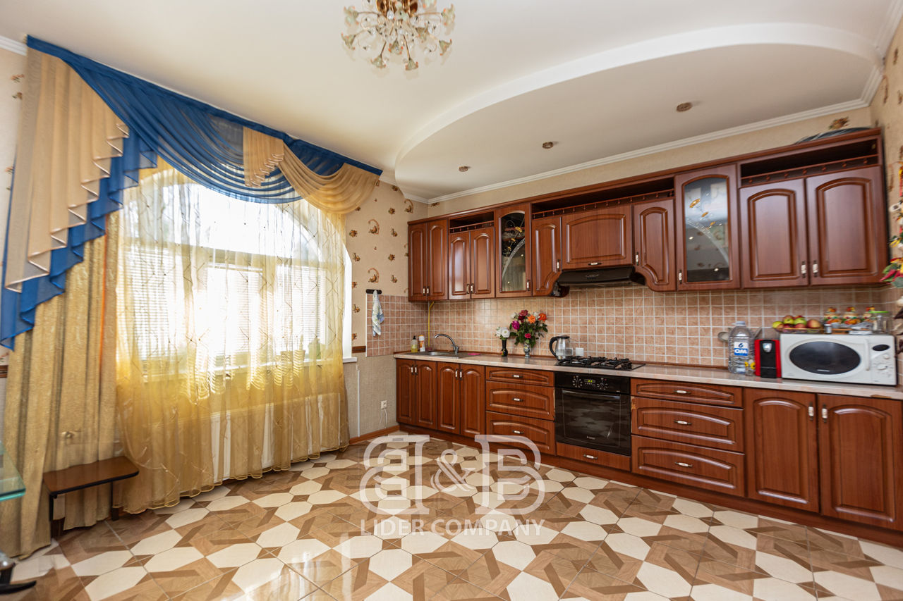 Casă de Vânzare în Botanica – Str. Vlad Lovița