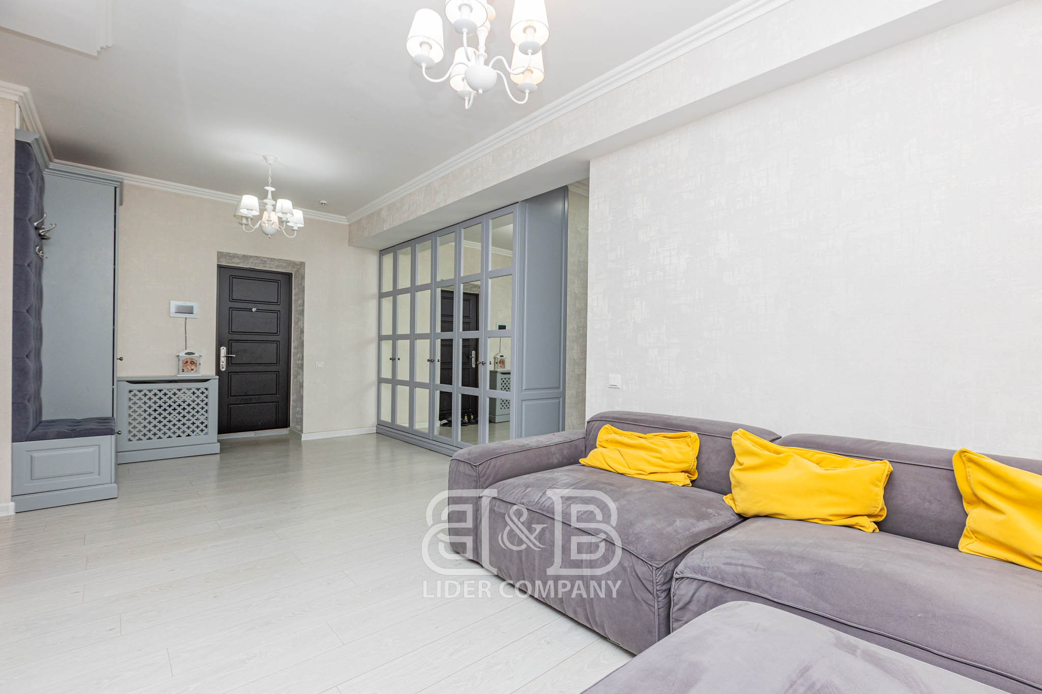 Apartament spre chirie – Centru, Strada Melestiu – Oferta exclusiva