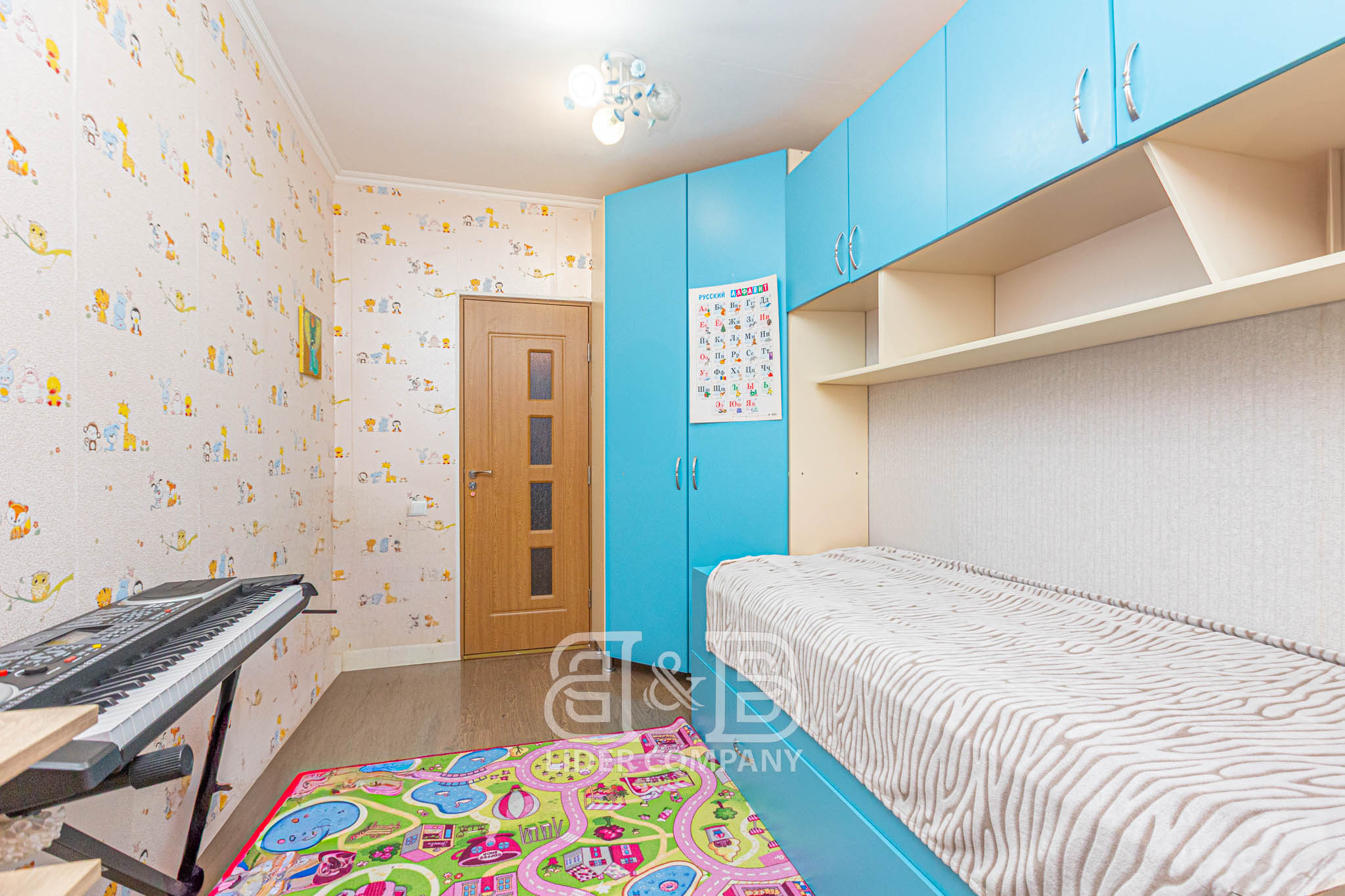 Apartament cu 2 camere de vânzare, 44.80 mp, Str. Vladimir Korolenko