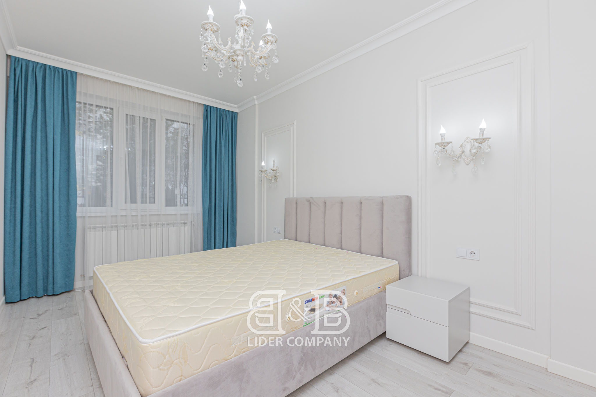 Apartament cu 3 camere în sectorul Centru al capitalei , Bloc Nou !