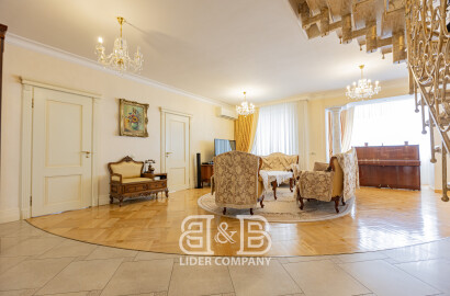 PentHouse spațios în 2 nivele cu EUROREPARAȚIE , 260 m2 , Buiucani