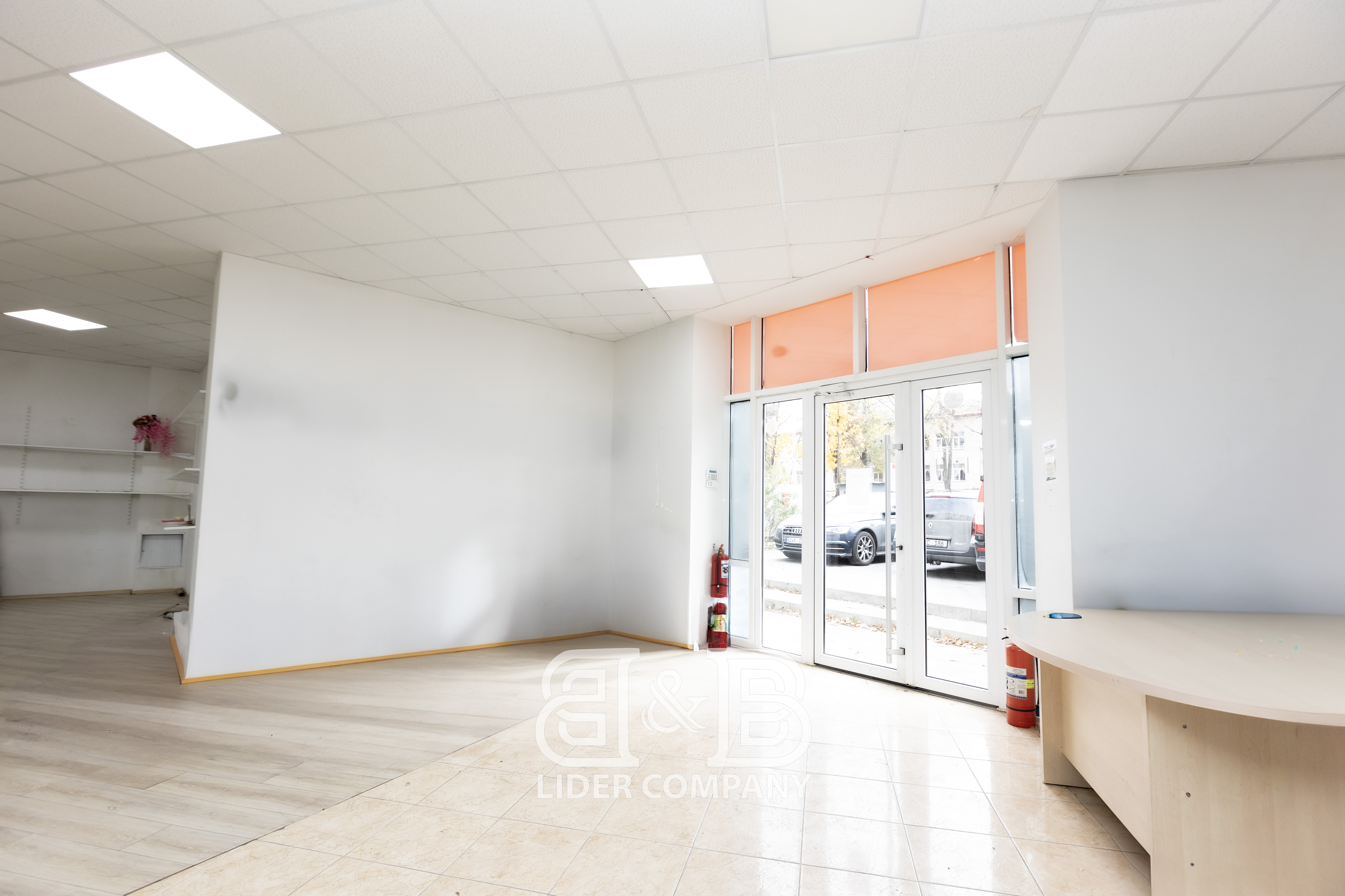 Spațiu comercial 600 m2 Centru str. Melestiu Vizavi de Molldova
