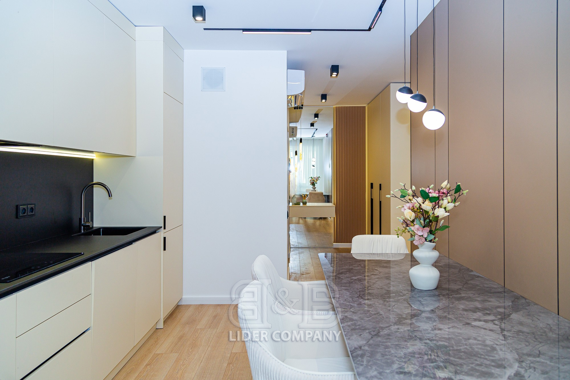 Apartament cu 3 camere de vânzare – sectorul Buiucani, complexul ExFactor