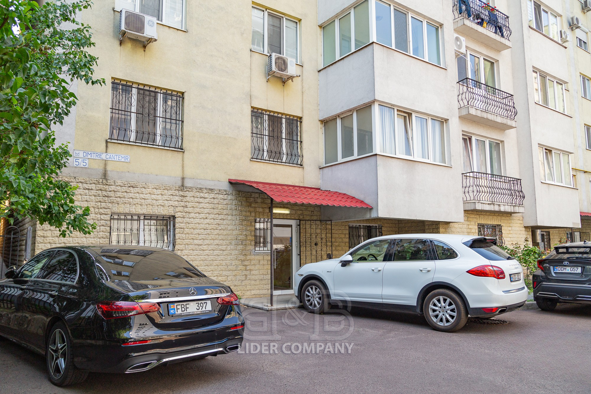 Spațiu comercial de închiriat – Bulevardul Dimitrie Cantemir 5/5, Chișinău, Centru
