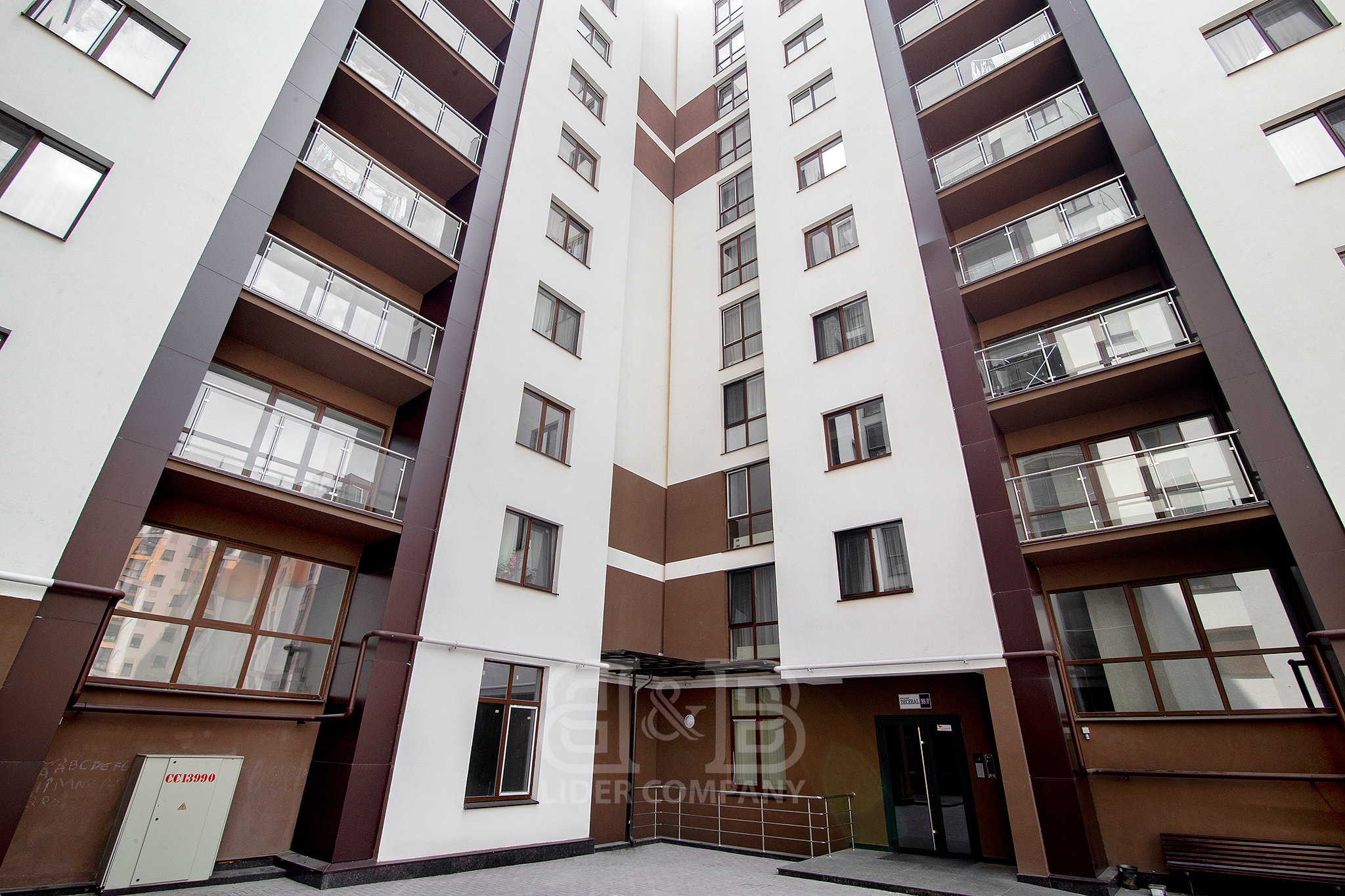 Apartament cu 2 camere , Botanica , str.Decebal 99