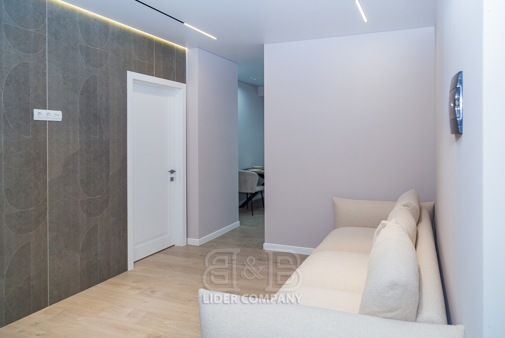 Apartament cu 2 camere de vânzare – sectorul Buiucani, complexul ExFactor
