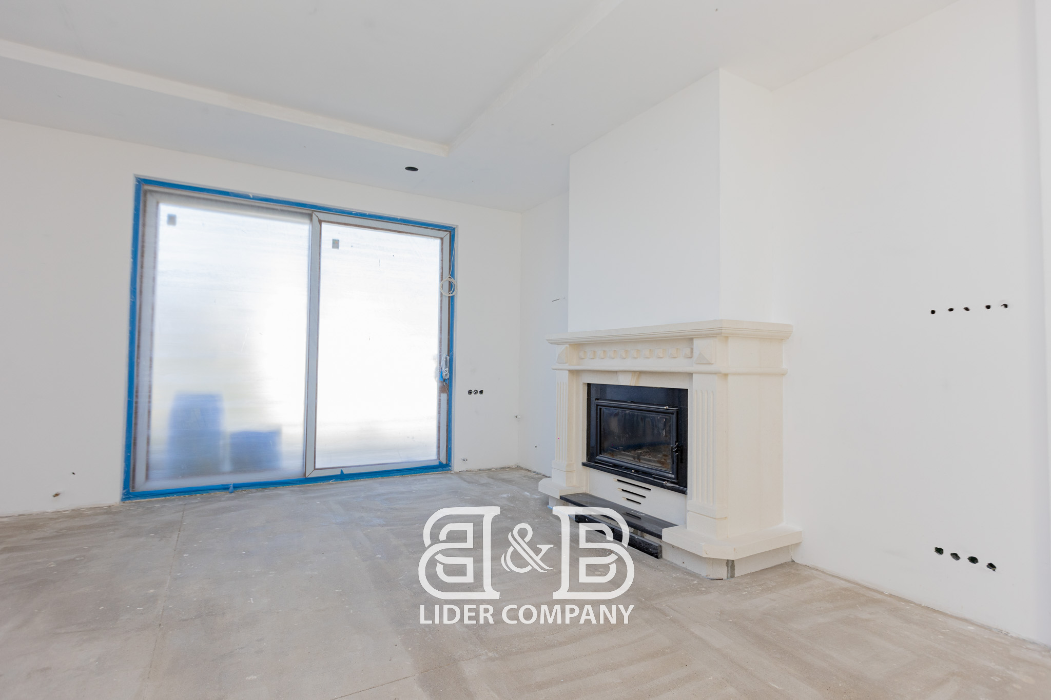 Casă Nouă de locuit  în 3 nivele –270 m²