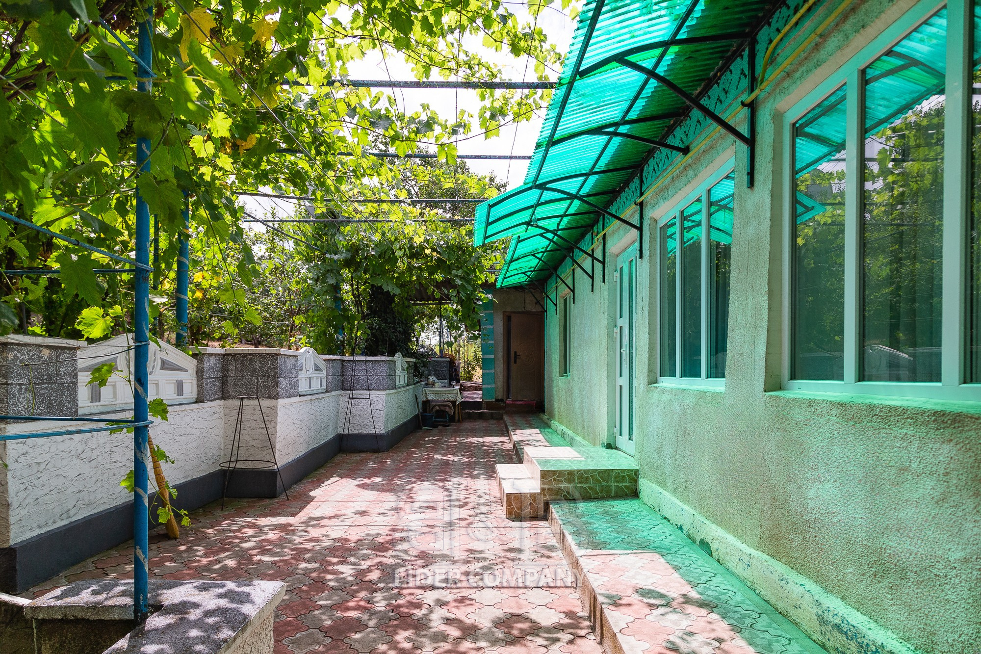 De vânzare – Casă + teren pentru construcție, satul Corjova, raionul Criuleni