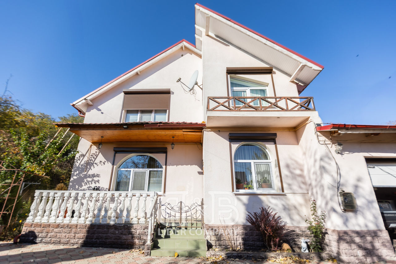 Casă de Vânzare în Botanica – Str. Vlad Lovița