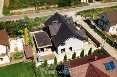 Casă de tip duplex în 2 nivele , Tohatin