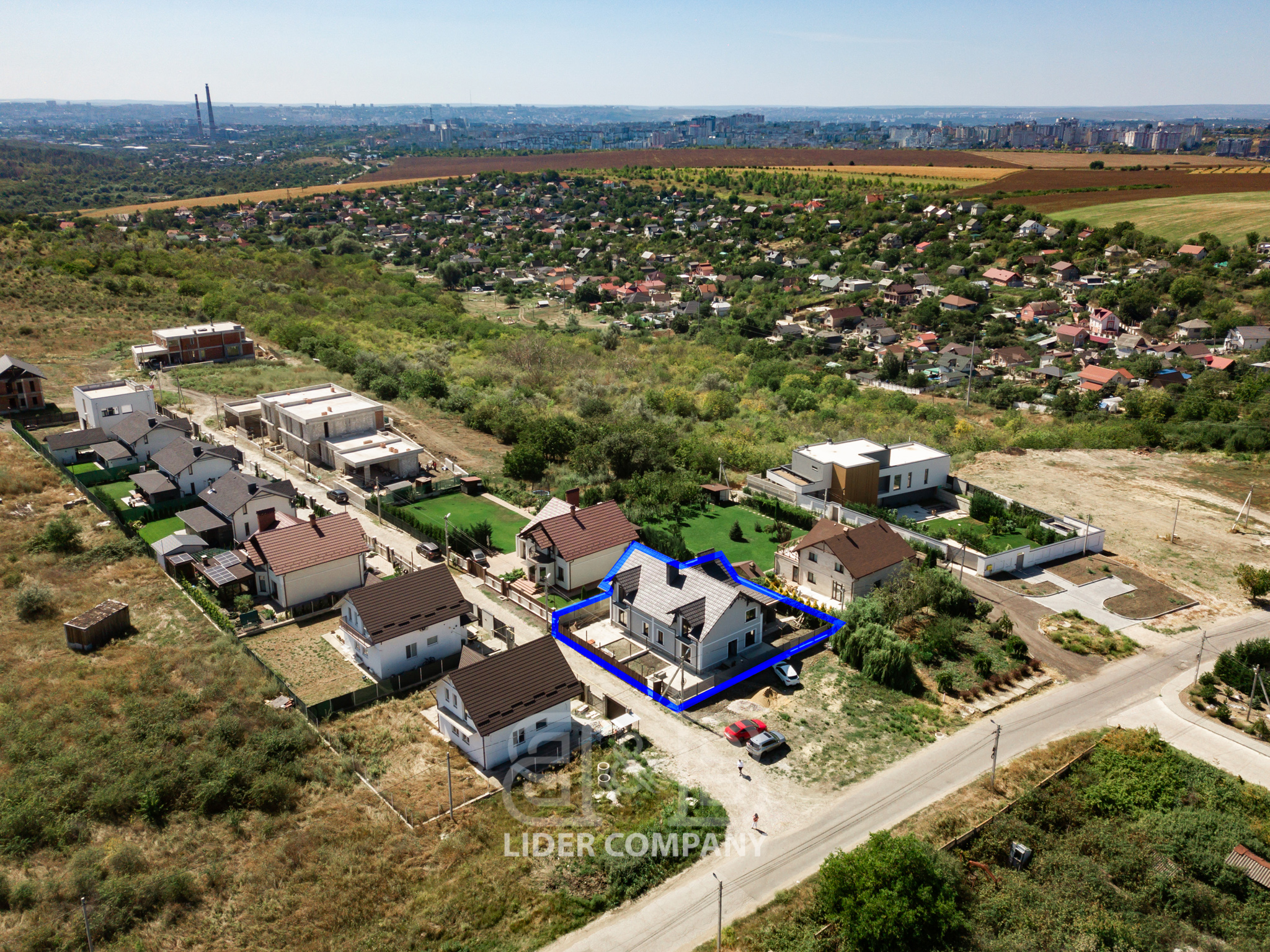 Casă de tip duplex în 2 nivele , Tohatin