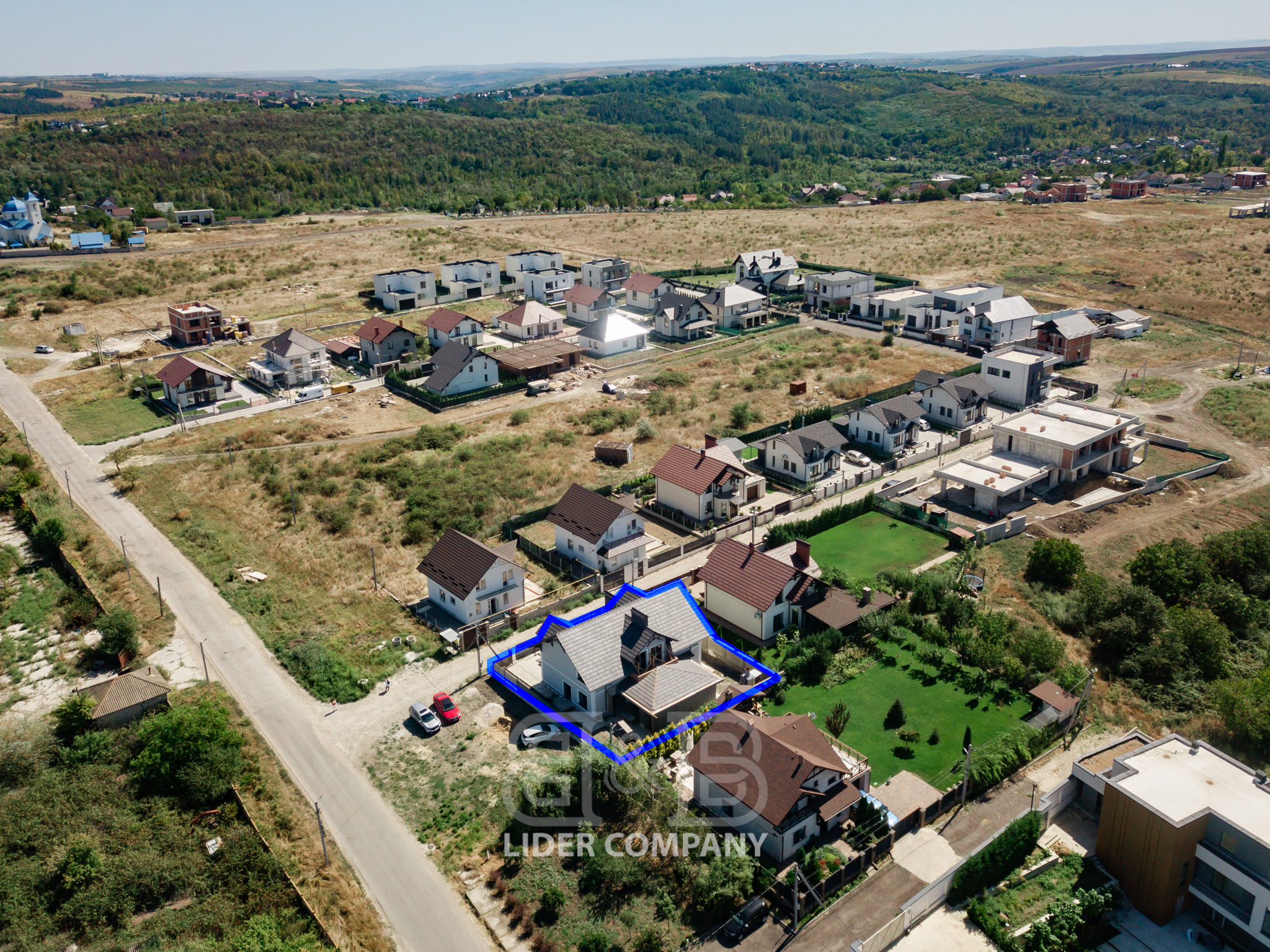 Casă de tip duplex în 2 nivele , Tohatin