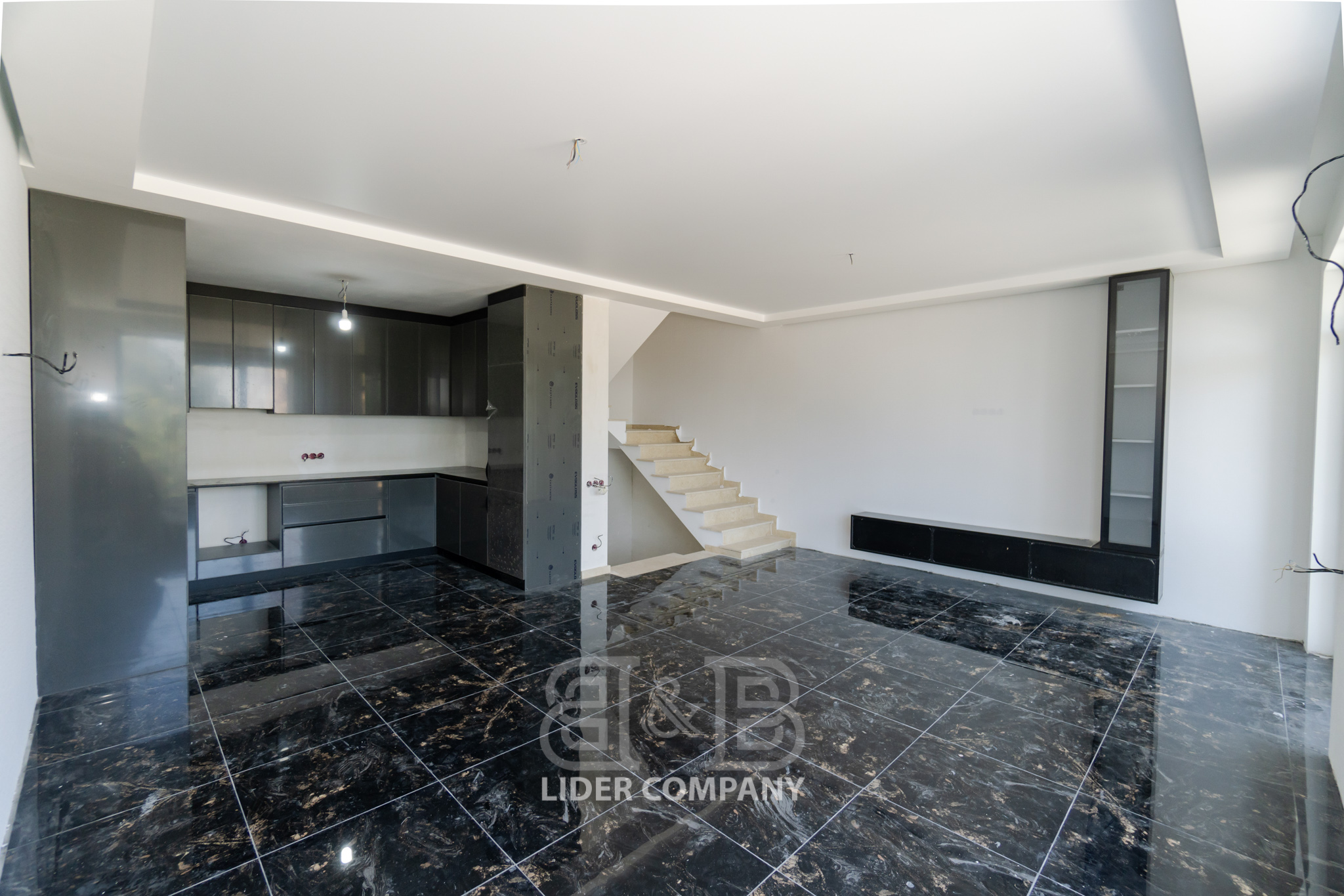 Casă de tip TownHouse în 4 nivele , Durlești