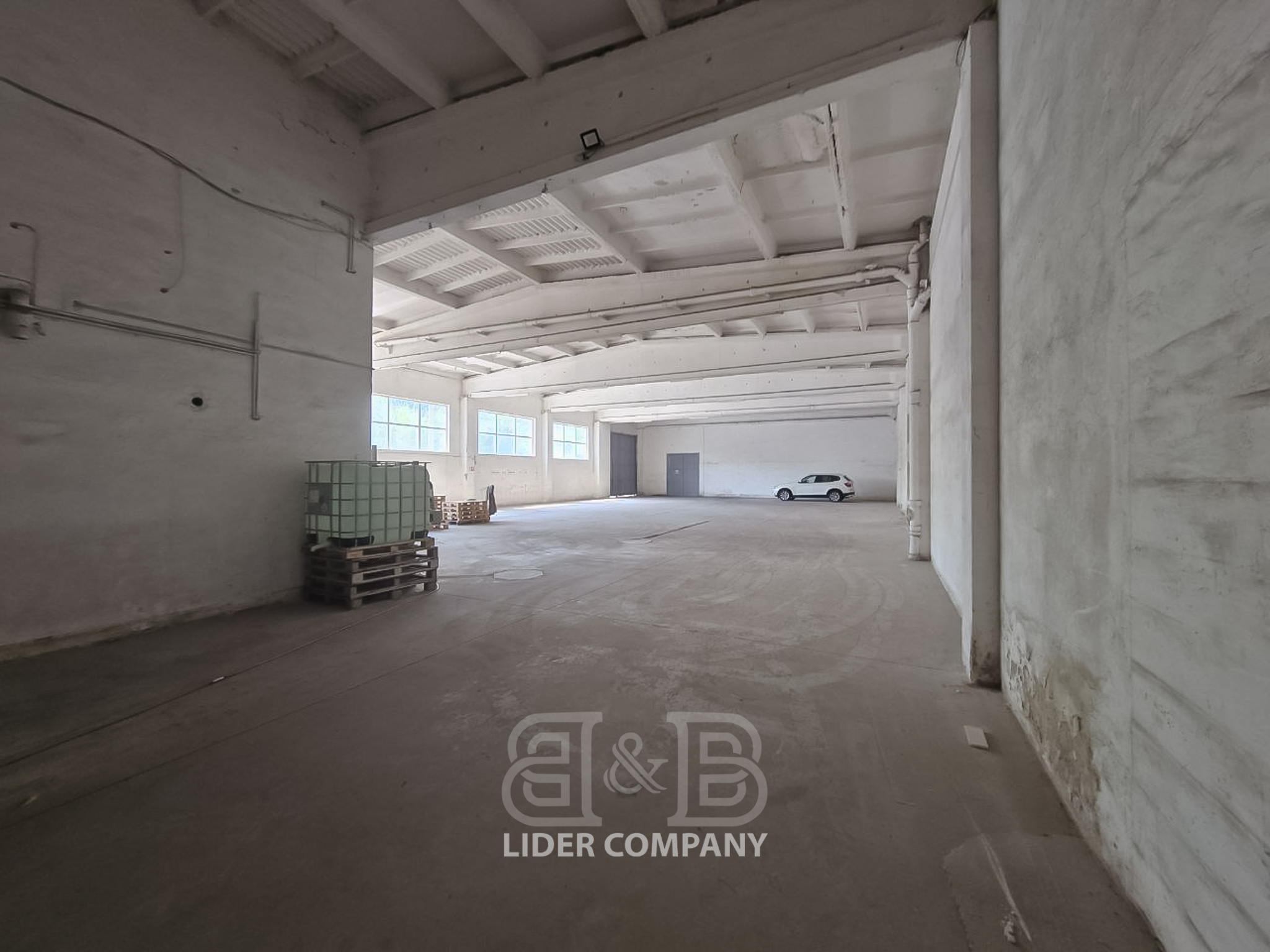 Spațiu comercial 650mp str.Muncești