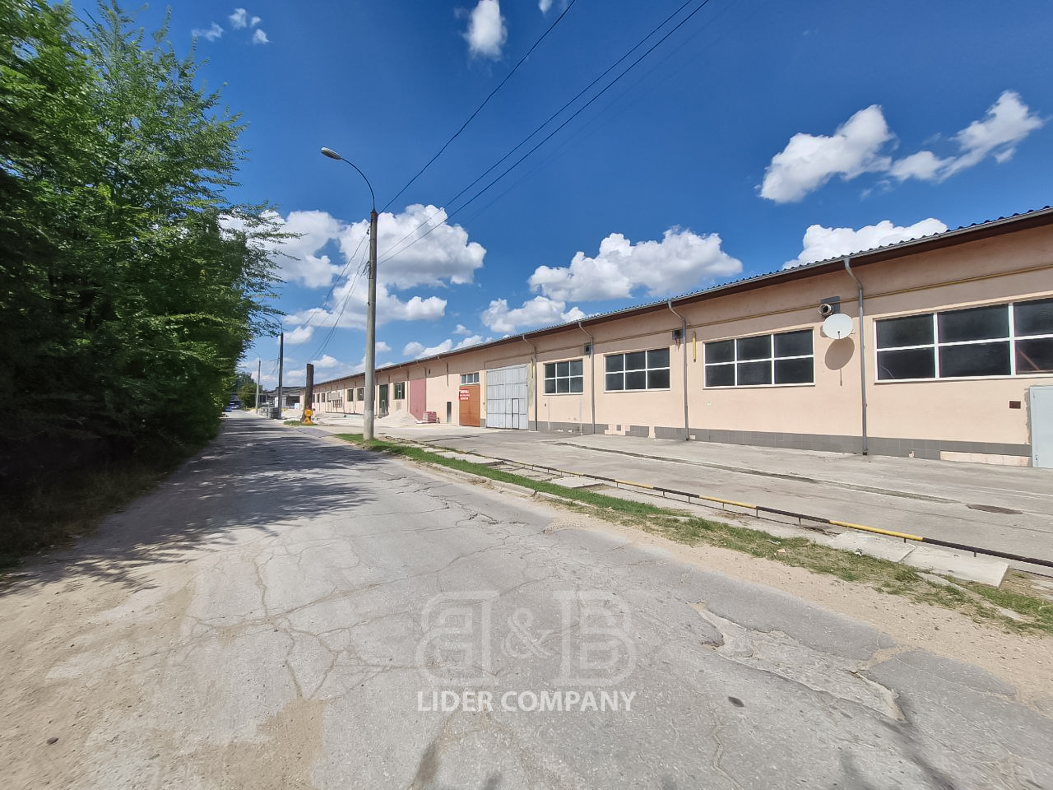 Spațiu comercial 650mp str.Muncești