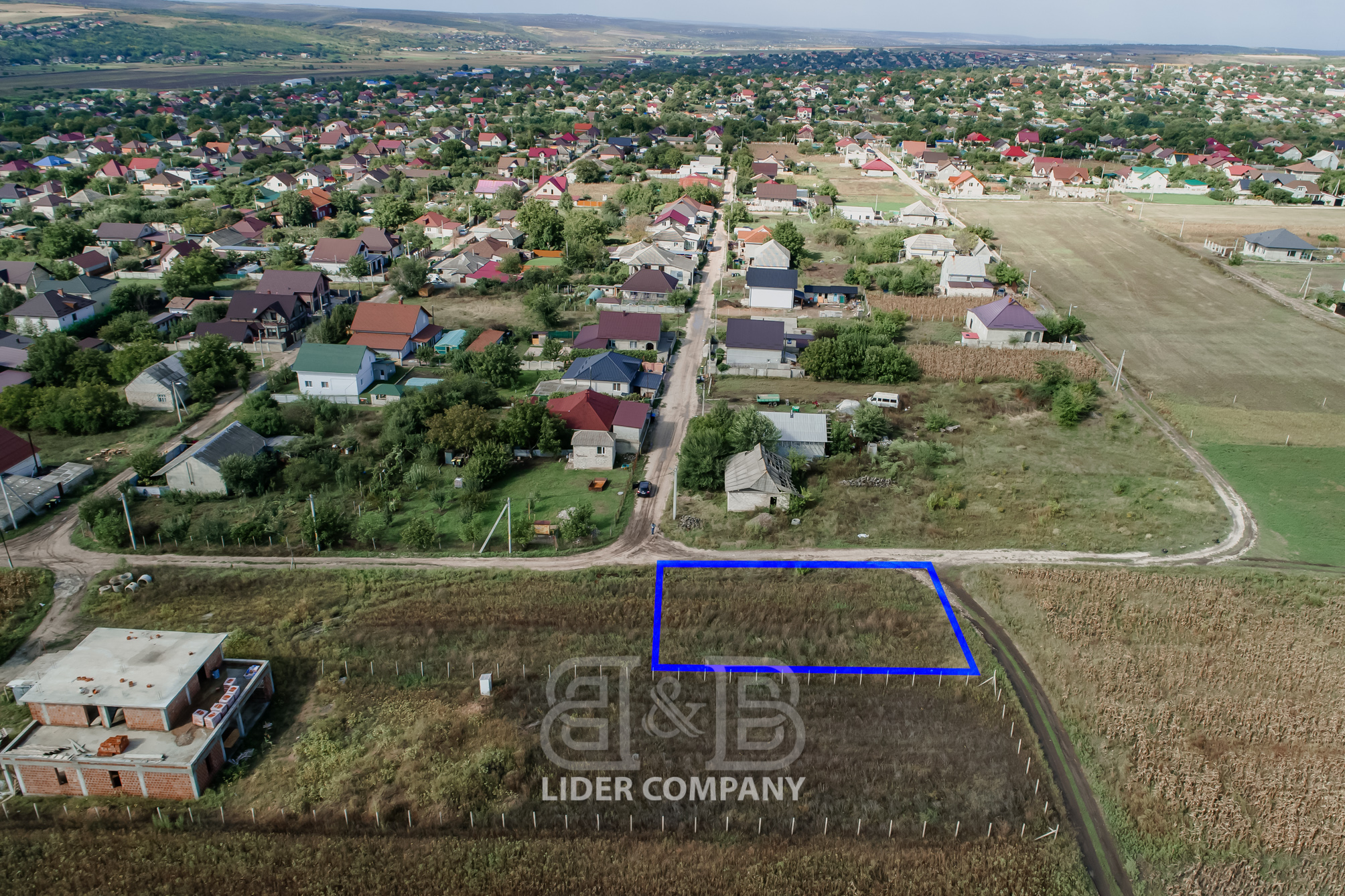 Teren cu o suprafață de 6 Ari pentru construcții , Băcioi