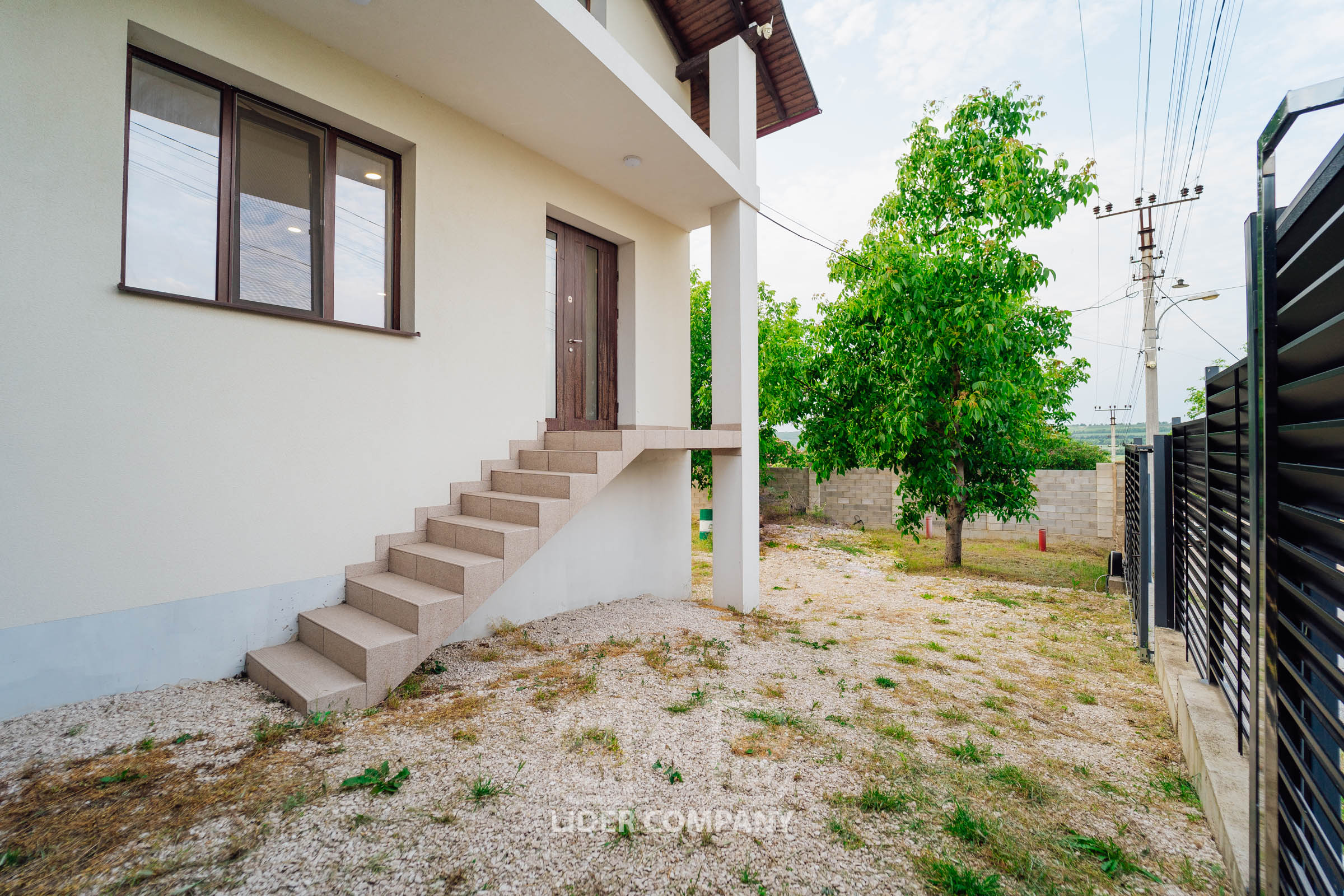 De vânzare duplex cu 2 nivele – satul Ratuș, raionul Criuleni