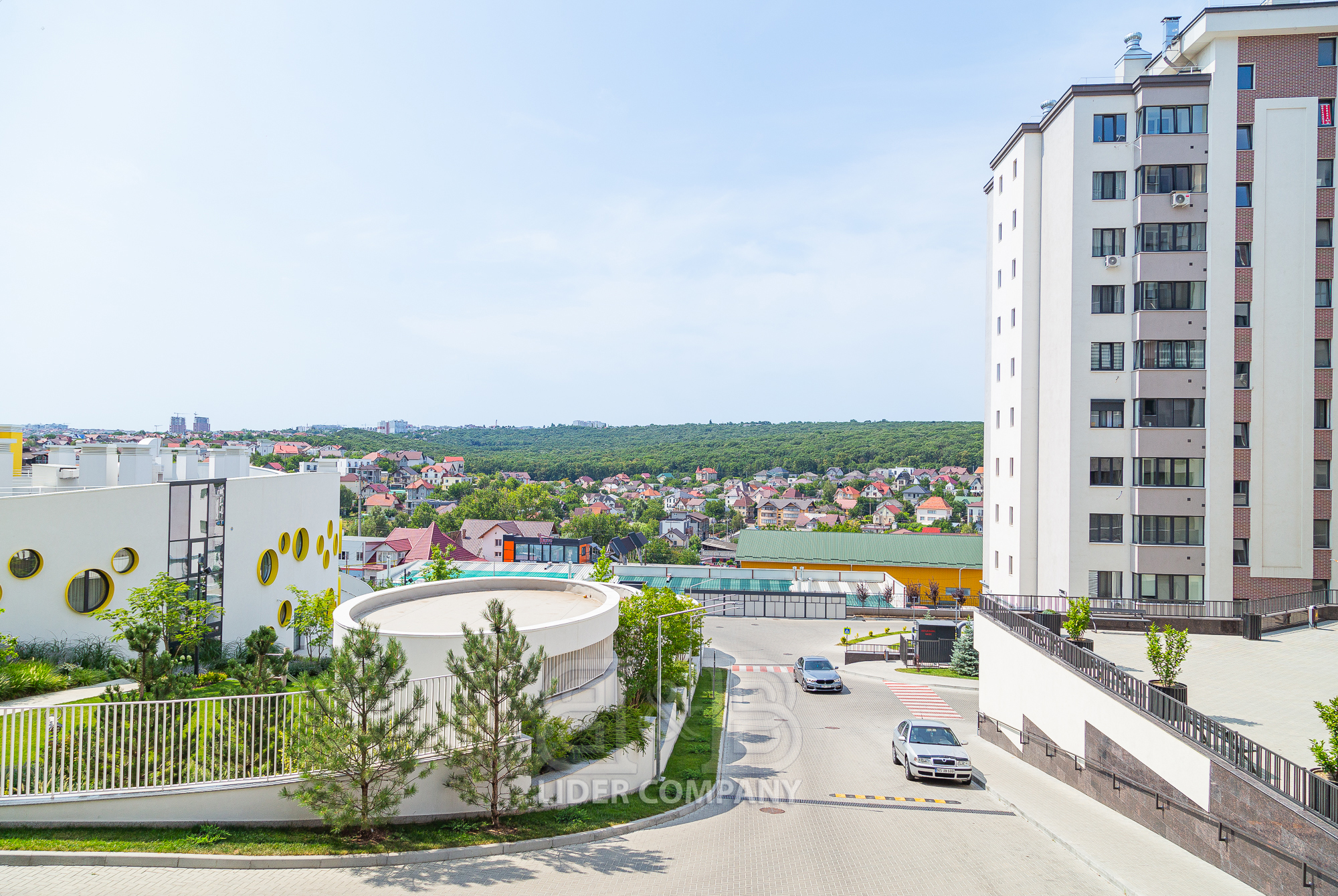 Apartament cu 3 camere de vânzare – sectorul Buiucani, complexul ExFactor