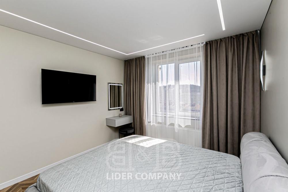 Apartament de vânzare – 2 dormitoare + living, 73 m² – Buiucani