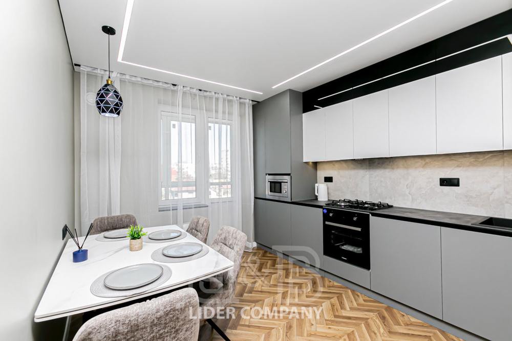 Apartament de vânzare – 2 dormitoare + living, 73 m² – Buiucani