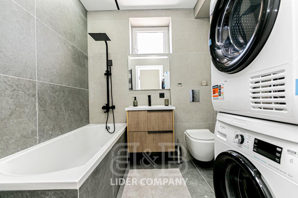 Apartament de vânzare – 2 dormitoare + living, 73 m² – Buiucani
