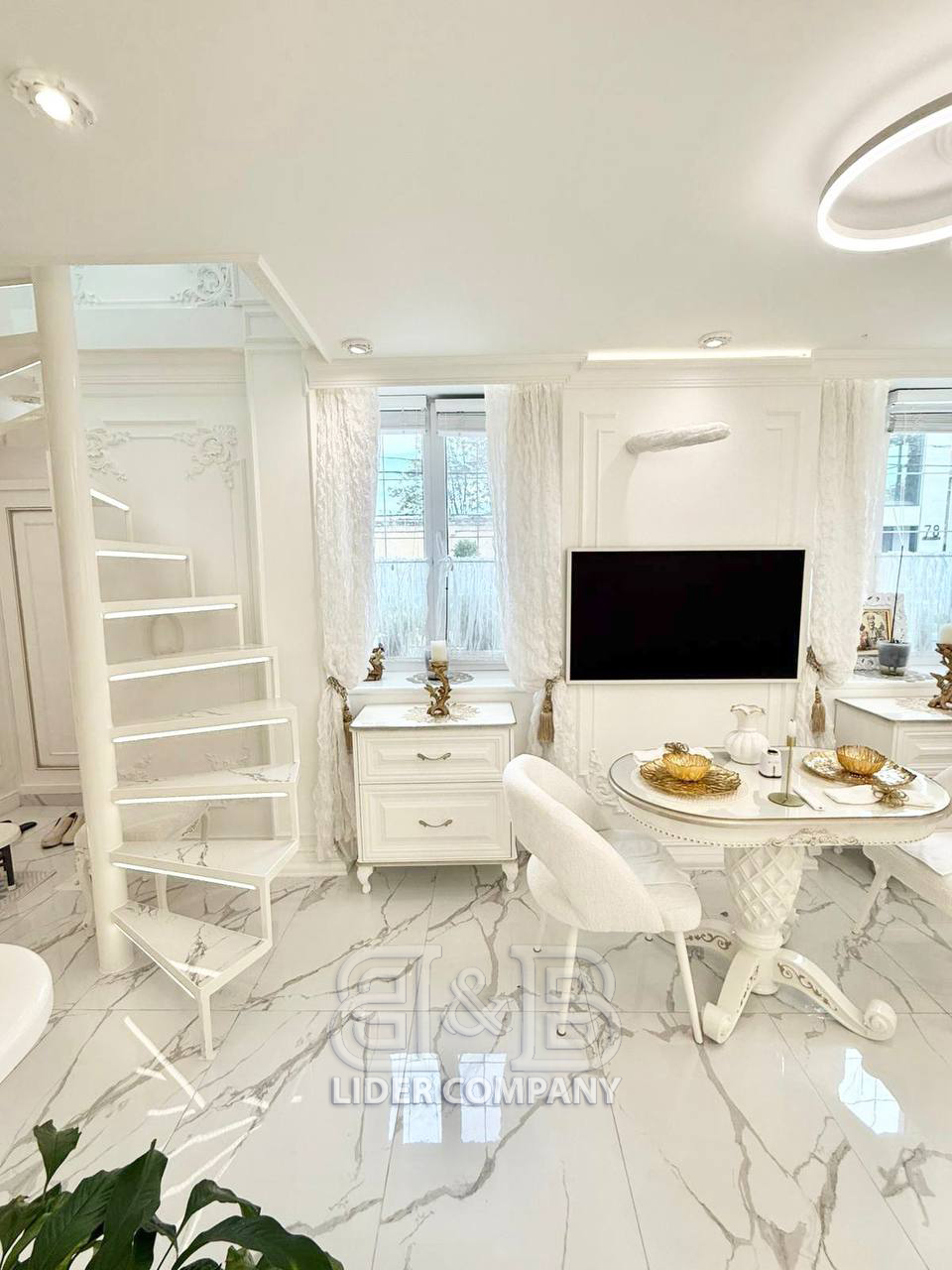De vânzare Apartament la sol 1 cameră + living, Centru