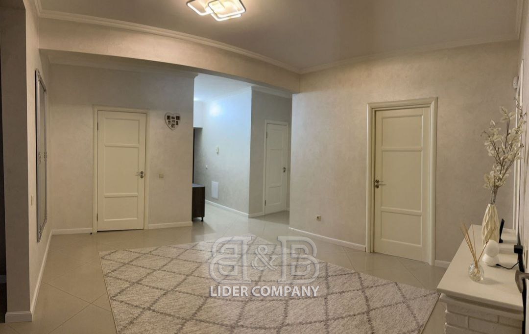De vânzare apartament spațios - sectorul Rîșcani, Chișinău