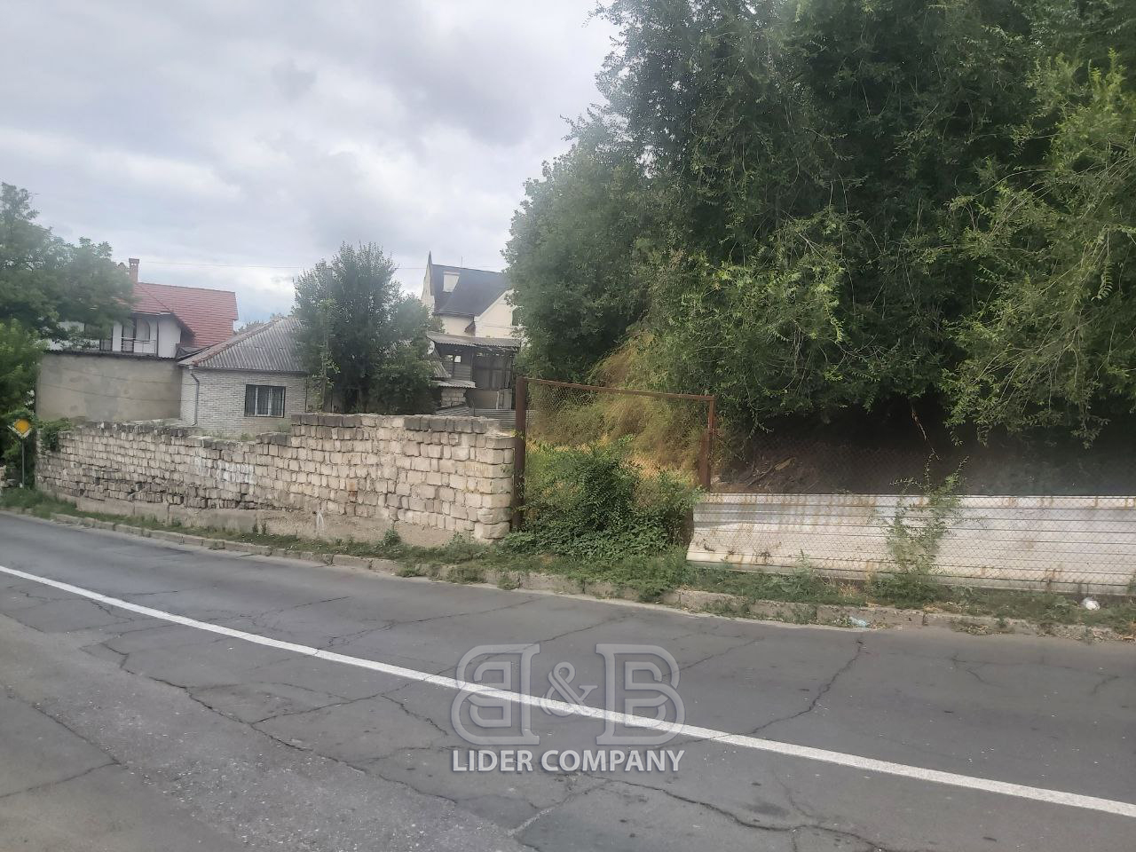 Teren de vânzare pentru construcții – Sectorul Centru